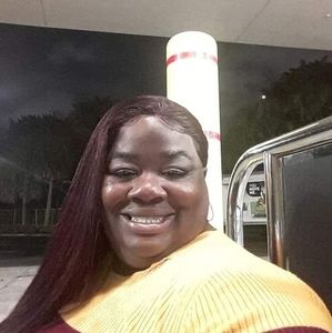 Meet your Posher, Deanna